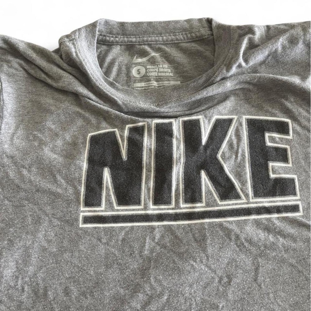 Nike Gray Regular Fit Graphic Logo T-Shirt Men's Small